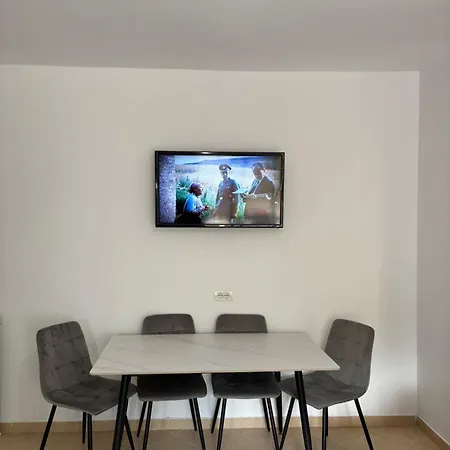 Apartments * Polisi i Vogel